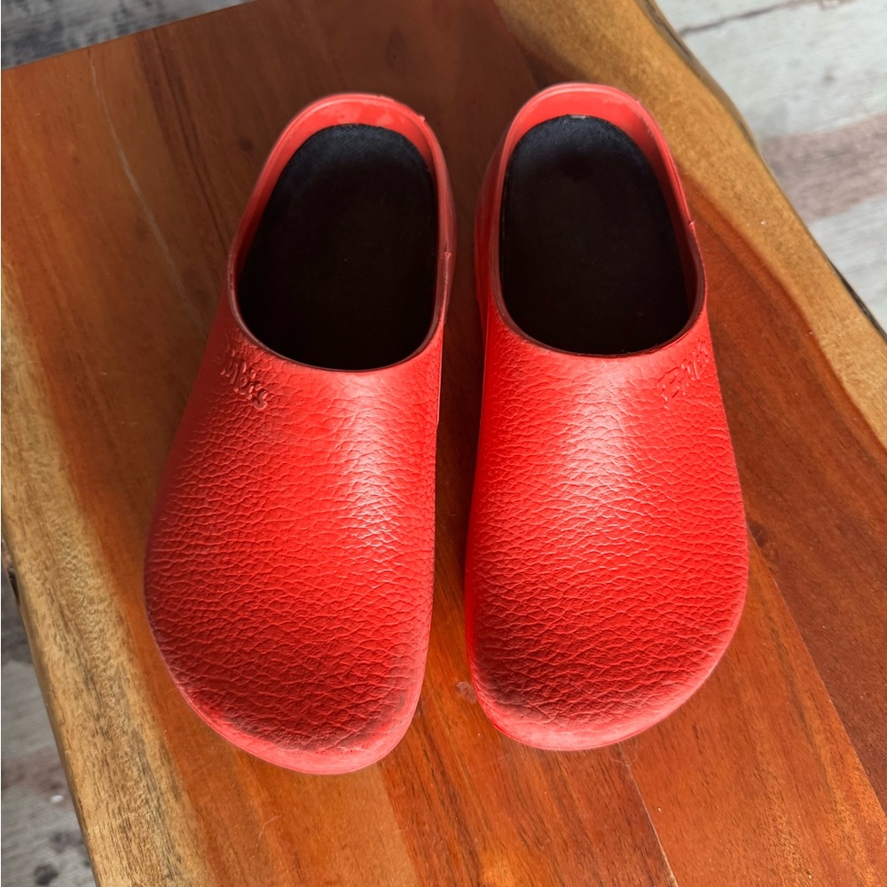 Birkenstock Super Birki Red Clogs - Picture 4 of 4